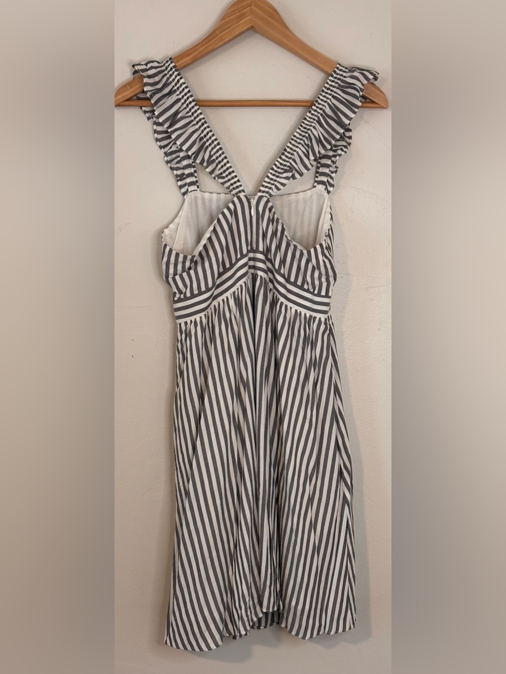 Madewell Ruffle Strap Lined Empire Dress Grey and White Stripes Women’s Size 0 - Picture 7 of 14